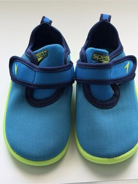 Speedo Toddler swim shoes